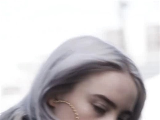 BILTWITTER✰ on Instagram: "Silver hair Billie 🫠 #billieeilish #billieeilishhair #billieeilishedit #billieeilishvideos @billieeilish"