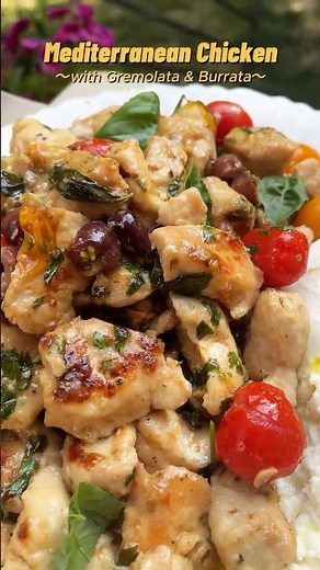 The Easiest Mediterranean Skillet Chicken #chickenrecipe