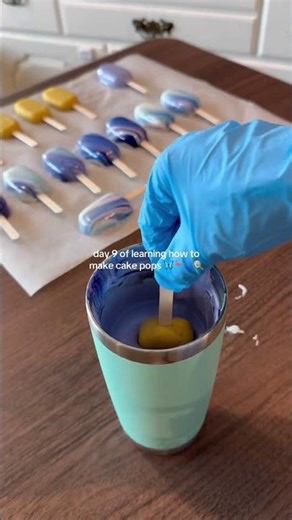 Learning how to make cake pops