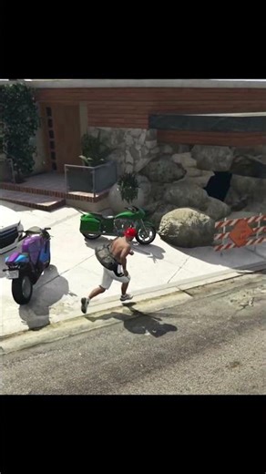 Road Near Franklins House !!!!!🤣