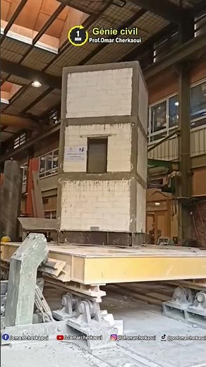 C'est quoi un test sur table vibrante? (simulation des séismes sur bâtiments) #séisme #simulation