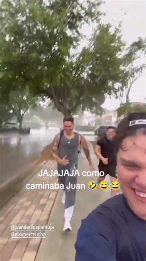 JD Pantoja y cesar Pantoja en la lluvia súper trucha