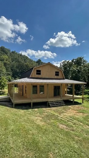 Amish Gambrel Cabin: 24x32 with Wrap-around Porch