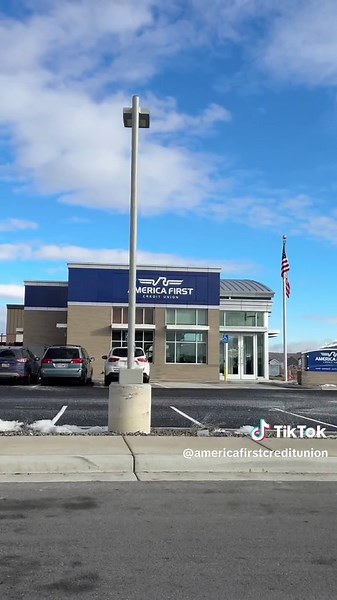 Take a quick look at our newest branch through a virtual tour! Located in Eagle Mountain, Utah. Tomorrow, Saturday Jan 27th, we are hosting a branch party from 11 AM-1 PM. We hope to see you there for treats, games, and fun. You can also join us for our ribbon cutting event on Friday, Feb 2nd at 8 AM.