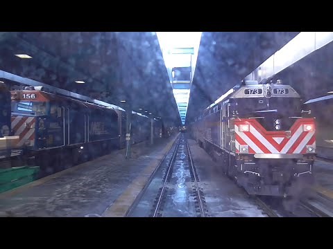 Metra train ride Outbound (Chicago OTC - Arlington Heights)