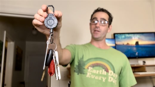 Watch Heavy Duty Retractable Keychain ID and Key Holder Review on Amazon Live