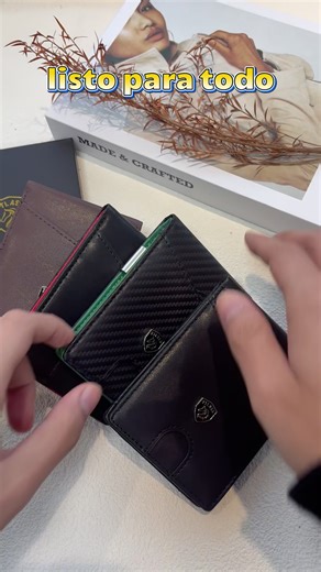 Top RFID Slim Wallets for Men: A Gift Guide