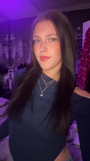 lo🍋 (@loiseleanorr)’s videos with iloveitiloveitiloveit - Bella Kay