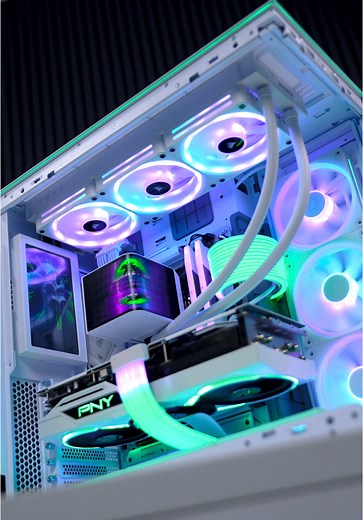 Another subscriber reached out with $7k and wanted me to build his dream Gaming PC in the @LianLi . How did it turn out? AMD Ryzen 9 9950X3D @NVIDIA GeForce @PNY Gaming RTX 5090 Tryx Panorama AIO @corsair Vengeance 64GB 6400MT @Crucial Memory 2TB M2 SSD Lian Li O11D Evo Lian Li Strimmer Plus v2 Set Corsair LX120 fans 9 inch monitor Custom printed Monitor cover Custom Painted GPU #pc #gaming #rtx #5090