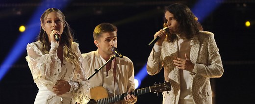 Girl Named Tom Blow Away Kansas’ “Dust in the Wind” on ‘The Voice’