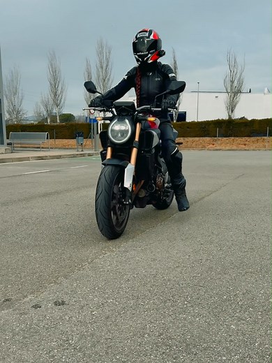 Pro Tips for Amateur Honda Motorcycle Riders