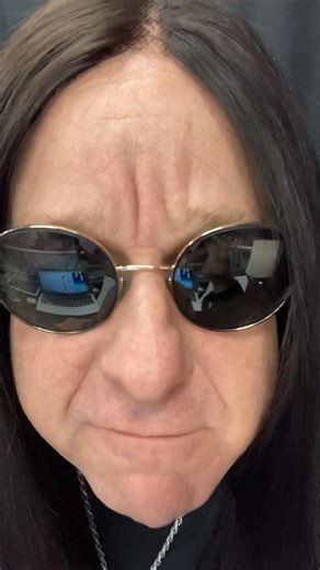 Thanksgiving Eve at The Beacon Theater Hopewell Va. | Little Ozzy