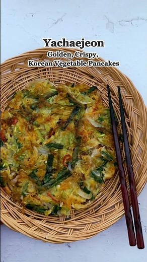 Rain Outside. Yachaejeon Inside. #KoreanPancake #RainyDayFood #KFood
