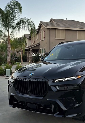 Exploring the Stunning 26' BMW X7