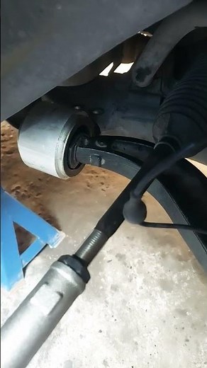 Ford Interceptor Fork Bushings Replacement 🧑‍🔧