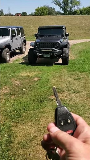 2014 Jeep Wrangler Unlimited Rubicon Factory remote start with spare key
