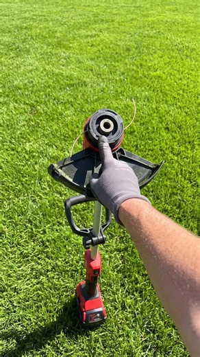 Replace Your Milwaukee Trimmer Head in 2 Minutes