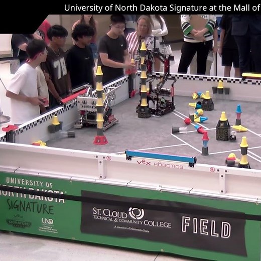 Super Fast Stacking (8 pins & 8 cups) - Vex Override Mall Of America #override #vex #vexrobotics