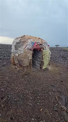 395K views · 6.6K reactions | El pueblo más pobre del mundo la tragedia del aislamiento y el poder absoluto #Viral #Trending #Curiosidades #SabiasQue #LeccionesDeVida | Lección | Facebook