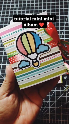 tutorial mini mini álbum ....#scrapbookingideas #tutoriales #tequieromucho #regaloscreativos
