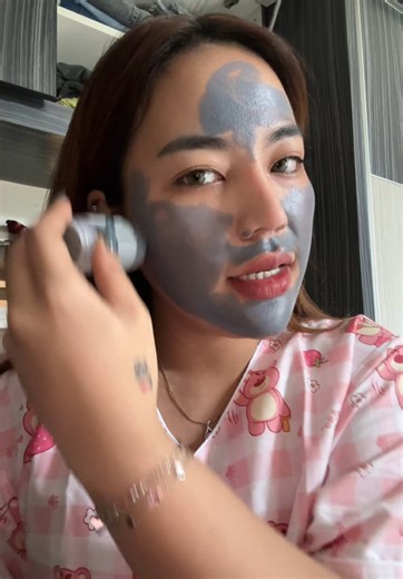 Maskeran Praktis dengan Stick Mask untuk Kulit Bersih