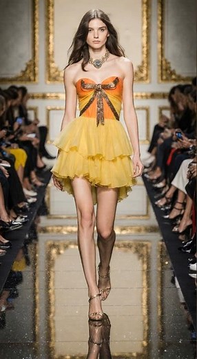 Epic Ramp Walk Fashion 2025 | Models Owning the Runway with Fearless Energy & Luxury Style