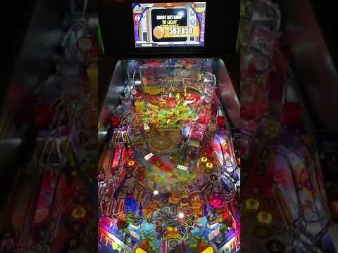 Stern Teenage Mutant Ninja Turtles pinball machine (pro) first one in U.K.!