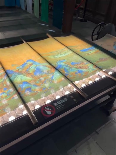 30-meter loom weaving "A Thousand Li of Rivers and Mountains" into silk! Ancient art meets modern tech in Jinan. History literally coming to life thread by thread ✨ What ancient art would you want to see recreated? #China #Art #Technology #Culture #Amazing | Huanqiu.com