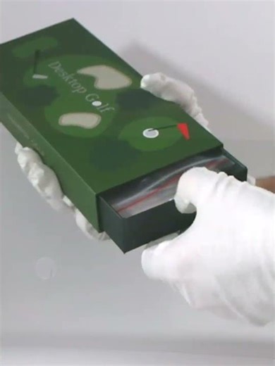 A Small Desk Gift People Can’t Ignore (Desktop Golf) #giftsforhim #giftidea #officelife