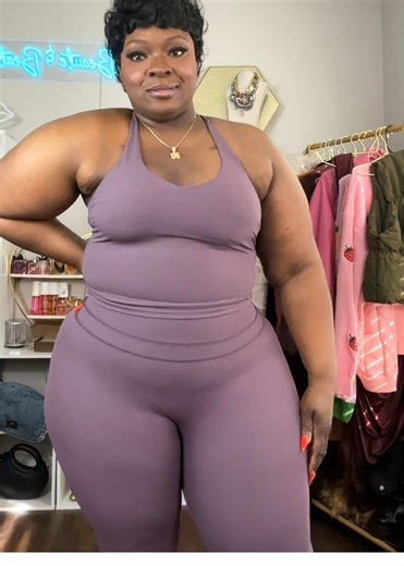 Stylish Two Piece Gym Set for All Body Types