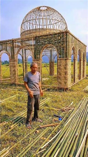 An 80-Year-Old Village Craftsman Builds a Bamboo Mosque by Hand