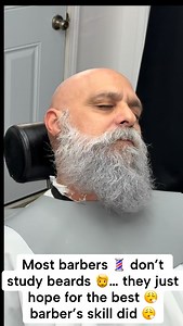 Most barbers don’t actually study beards. Instead of understanding growth patterns, density, and facial structure, they rely on guesswork hoping the beard turns out right rather than using real skill. 📆TAP THE LINK IN MY PROFILE TO BOOK 📆 📆APPOINTMENTS ARE AVAILABLE 📆 📍Highland,CA,San Bernardino,Riverside,CA #beards #inlandempire #orangecounty Highland,North Fontana,Rancho Cucamonga, Chino Hills, Eastvale, Corona, Norco, Temecula, Murrieta, Menifee, Lake Elsinore, Riverside, Redlands, Loma 