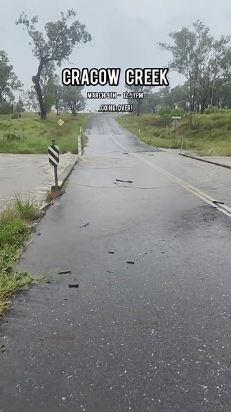 Cracow Creek came up so quickly yesterday! Rising about 2 metres between 9 and 1 o'clock. The water peaked at 1.1 metres over the bridge around 4 o'clock and subsided early this morning. #cracowqld #flood @Cracow QLD