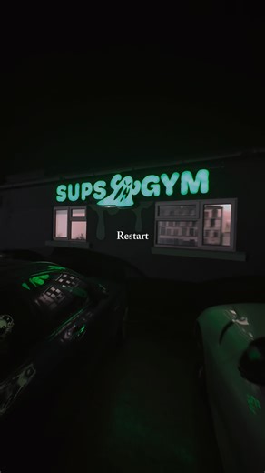 Sups Gym weston super mare on Instagram: "The morning crew at Sups Gym always sets the pace for the day. I love seeing that mix of people walking in before most of Weston-super-Mare has even opened its eyes. You’ve got professionals squeezing in a solid session before work, groups of lads pushing each other, and women of all ages training with real intent. Some are running through their own plans, others are with their PTs, but everyone is here for the same reason — to improve."