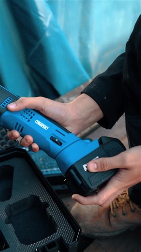 3.3K views · 24 reactions | Two tools, one battery. Get the job done with ease and speed with Draper D20  #DraperTools #D20 #CombiDrill #MultiTool #PowerTools | Draper Tools | Facebook