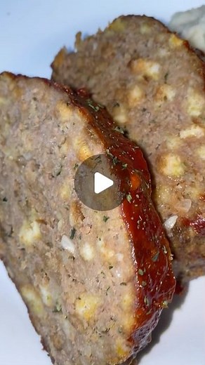 Amy Doe 👩🏼‍🍳 | This stuffing meatloaf will be your new favorite dinner! Recipe ⬇️ Ingredients: 1lb ground beef 1 box stuffing 2 eggs (beaten) 3/4 cup... | Instagram