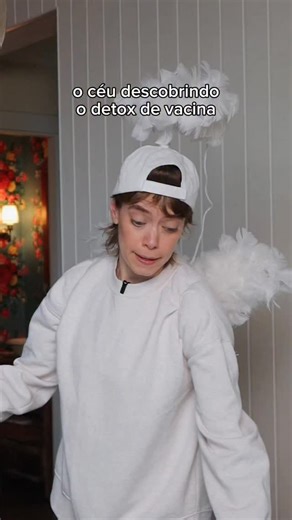 MARI KRÜGER on Instagram: "Todo dia um arrependimento por ter trocado os dinossauros.. Roteiro inspirado na investigação do @estadao disponível em https://www.estadao.com.br/estadao-verifica/medicos-antivacina-sindrome-pos-spike/ Referências: https://www.apm.org.br/detox-vacinal-nao-funciona-tem-riscos-e-pode-configurar-crime-alerta-ministerio-da-saude/ https://www.infectologiapaulista.org.br/sindrome-pos-spike-l-sociedade-paulista-de-infectologia-reforca-a-seguranca-das-vacinas/ https://pubmed