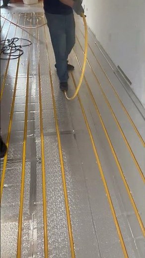 Underfloor Heating: No Backfill Install 🕳️
