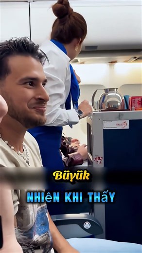 Cô Tiếp Viên hàng Không Và Chiếc Hộp sô cô la bí ẩn #shorts