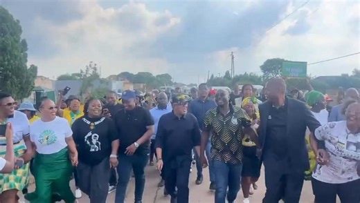 In the vibrant spirit of Peter Mokaba we marched to the Peter Mokaba Remembrance Rally. The revolution demands of us to have boots on the ground and fight especially at this moment in history where imperialism is on the rise. #LongLivePeterMokaba | Fikile Mbalula