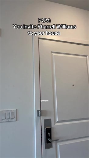 Creating Unique Intros: A Music Producer's Showcase