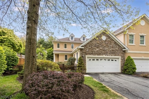 23 Wyckoff Way, Chester, NJ 07930 - MLS 4024732 - Coldwell Banker