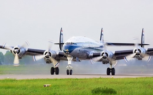 洛克希德L-1049超级星座式 in 瑞士圣格伦塔尔机场~