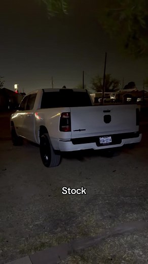 Flowmaster Outlaw vs Stock Muffler on RAM 1500 Hemi