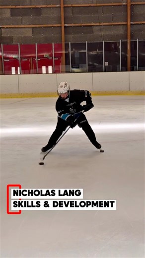 Edge work starts with relaxed ankles, knees and hips