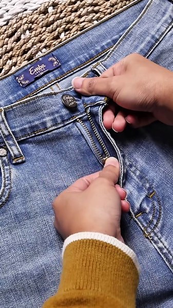 Discover the Popular Gerda Two Pants from Emba Ladies