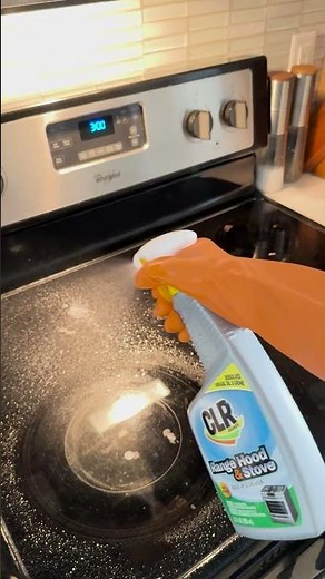 Cleaning hack: 15-min timer | CLR Brands #clr
