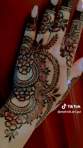 Stylish Mehndi Design Inspirations