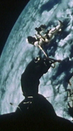 35K views · 337 reactions | Miles above the Earth, Major Edward H. White II opened the hatch of the Gemini 4 and stepped out of the capsule, becoming the first American astronaut to walk in space on #ThisDayInHistory in 1965. https://www.history.com/topics/space-exploration *Astronaut Edward White communicating with control as he floats in space above Earth during Gemini IV mission spacewalk; 1965 | HISTORY | Facebook