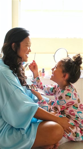 Shower relationship status: it’s complicated. This coming from a girl who would rather everything shower than washing her face at the sink with drippy soap water cascading down her arms. I’m an emotional shower taker, ok? | Raising Whasians